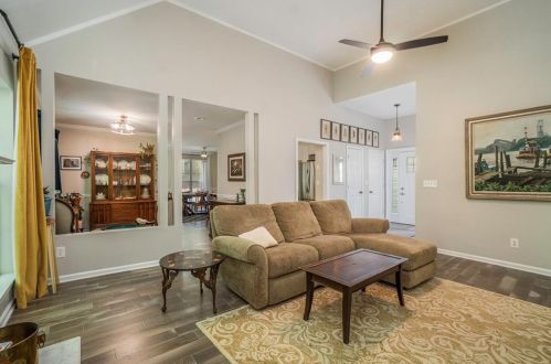 425 Streamview Ln, Stockbridge GA  30281-6030 exterior