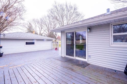 1225 Belmont Ln, Saint Paul MN  55109-3406 exterior