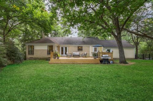 1440 El Campo Dr, Dallas TX  75218-3520 exterior