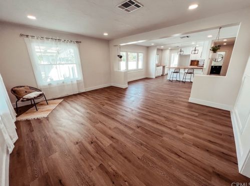 4226 Highland Pl, Riverside CA  92506-1104 exterior