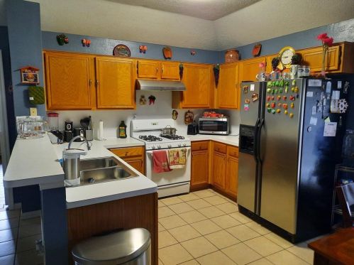 1820 Greenfield Dr, Richmond TX  77471-5589 exterior