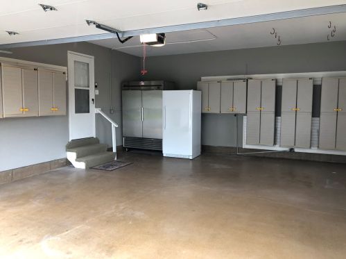 480 81 St, Willowbrook IL  60527-5985 exterior