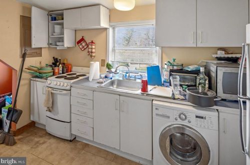 1601 Lawrence Rd, Trenton NJ 08648 exterior