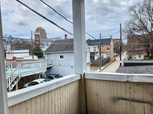 1024 Turner St, Allentown PA  18102-3863 exterior
