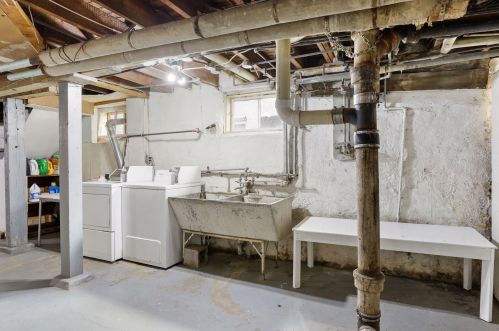 998 Grand Ave, Saint Paul MN 55102-2610 exterior