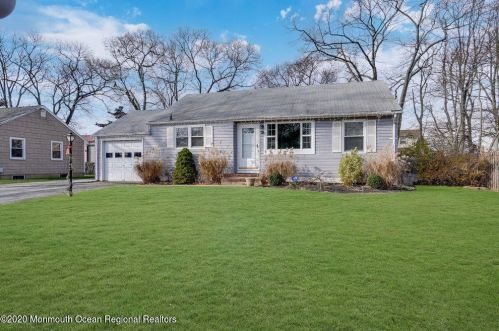 2117 Murray Rd, Point Pleasant Beach, NJ 08742-3750