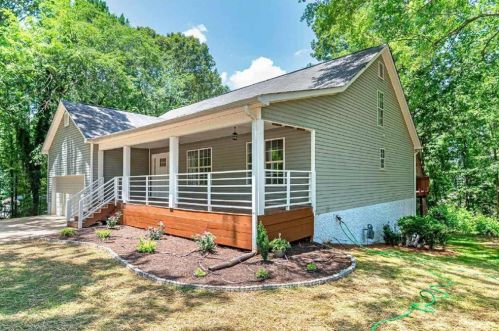 195 Lakeview Rd, Jackson, GA 30233-5218