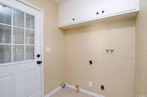 1013 Lyon St, Santa Ana CA 92701-3225 exterior