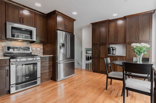 3009 Stratford Rd, Arlington Hts IL  60004-1707 exterior