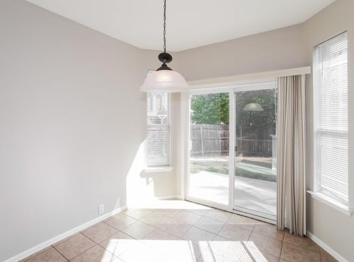 2733 Maple Creek Dr, Fort Worth TX  76177-2116 exterior