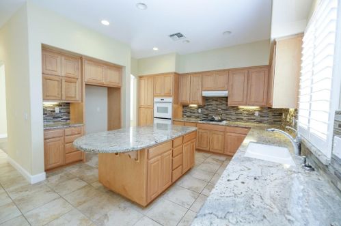 636 Stetson Dr, Valley Home CA  95361-8691 exterior