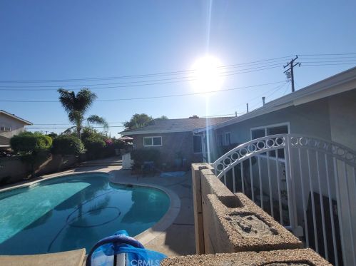 937 Cambria St, Anaheim CA  92801-3221 exterior