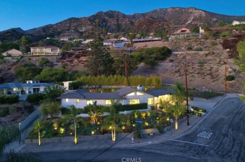 3001 Cloudcrest Rd, Glendale CA  91214-1304 exterior