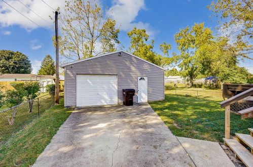 239 Birch Rd, Springfield OH  45503-5405 exterior