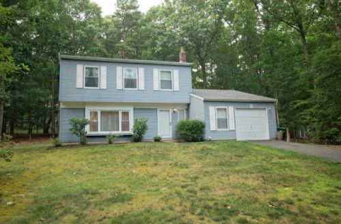 16 Monroe Ln, Jackson Twp, NJ 08527-1730