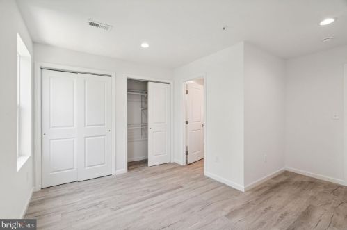 2543 11 St, Philadelphia PA  19133-1413 exterior