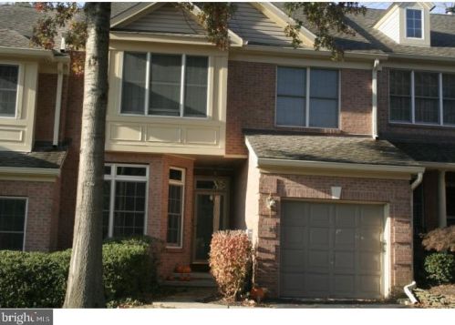 23 Wilkinson Way, Princeton NJ  08540-7362 exterior