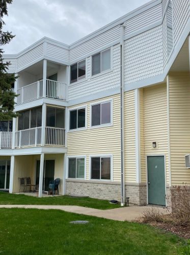 120 Demont Ave, Saint Paul MN  55117-1539 exterior