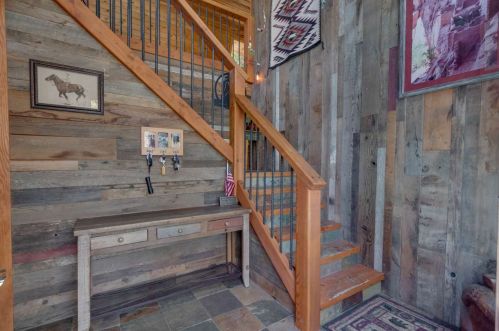 10156 Olympic Blvd, Truckee CA  96161-1745 exterior