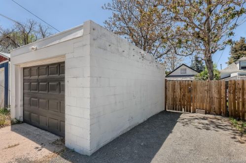 1140 Logan St, Denver CO  80210-3126 exterior