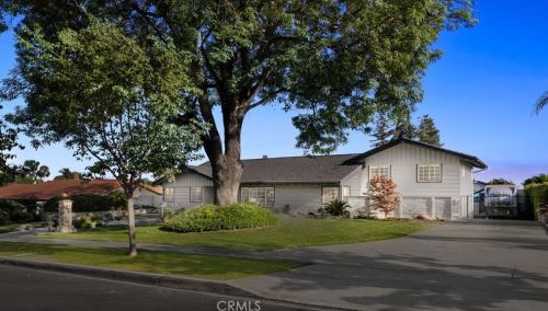 296 Deborah Ct, Upland, CA 91784-1403