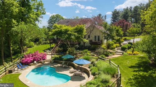 17614 Sweetwood Ct, Round Hill, VA 20141-2256