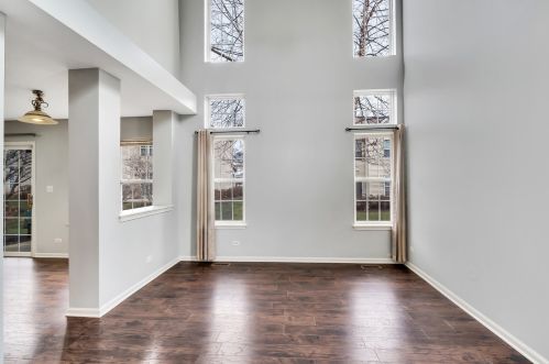 590 Yorkshire Ln, Pingree Grove IL  60140-9159 exterior