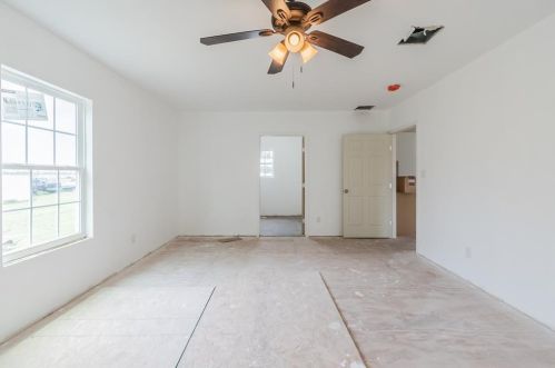 9049 Magnolia Blossom Trl, Fort Worth TX  76131-4131 exterior
