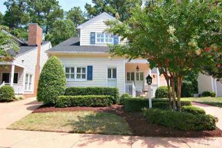 800 Mill Greens Ct, Raleigh, NC 27609-4249