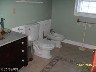 1195 Maple Ave, Shady Side MD  20764-9519 exterior