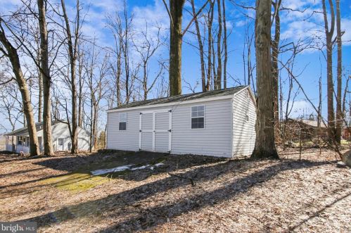 6512 Putman Rd, Graceham MD 21788-2726 exterior