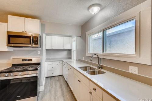 255 4th Ave, Denver CO  80203-4007 exterior