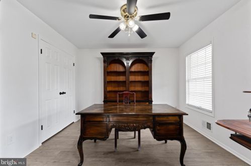 61 Andover Way, Trenton NJ  08610-1201 exterior