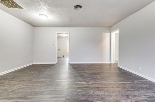 3409 Hatcher St, Fort Worth TX  76119-2021 exterior