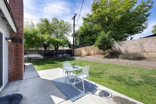 6969 Hillside Ave, Riverside CA  92504-2071 exterior