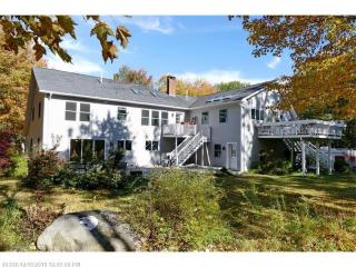 7 Harbor View Dr, Hancock, ME 04640-3825