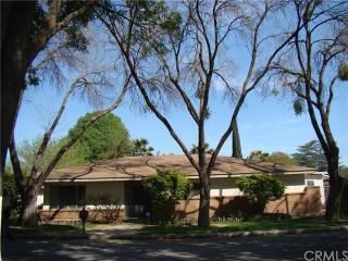 525 Mainberry Dr, Madera, CA 93637-2728