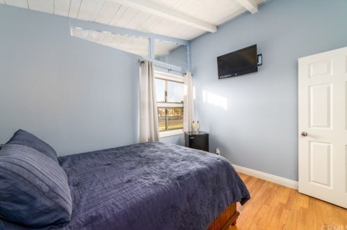 1325 Sandalwood Ave, Anaheim CA  92805-1642 exterior