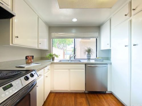 17251 Chestnut, Irvine CA  92612-2316 exterior