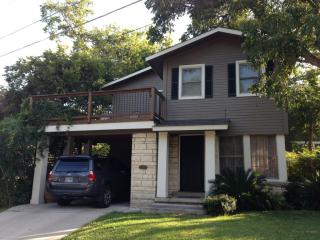 2205 Indian Trl, Austin TX  78703-3017 exterior