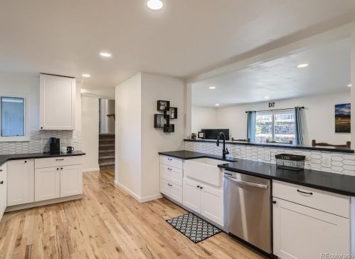 7128 Spruce St, Englewood CO  80112-1741 exterior