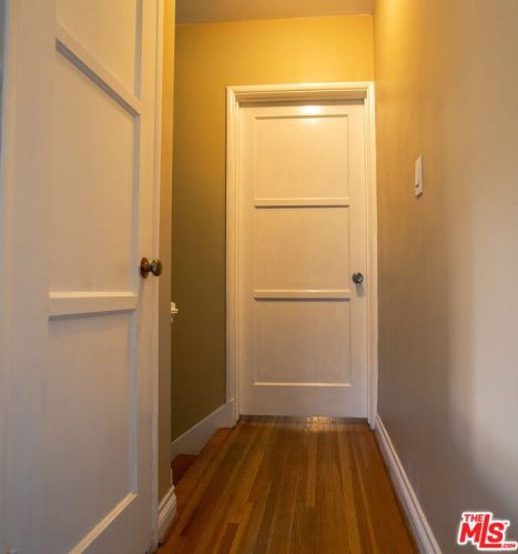 1463 Beaudry Blvd, Glendale CA  91208-1707 exterior