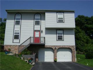 247 Rutherglen Dr, Noblestown, PA 15071-9734