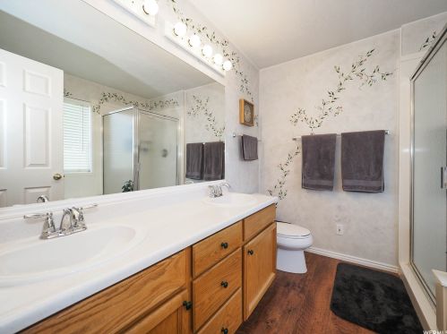 4662 8450, Taylorsville UT exterior