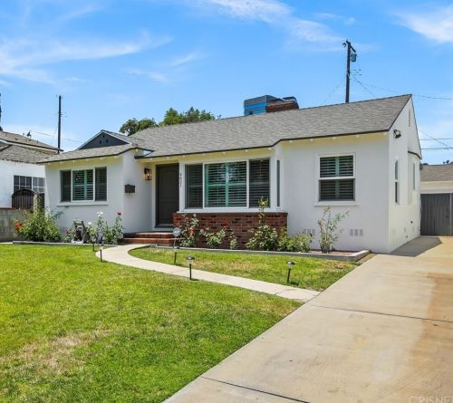 4621 Noble Ave, Van Nuys, CA 91403-2438