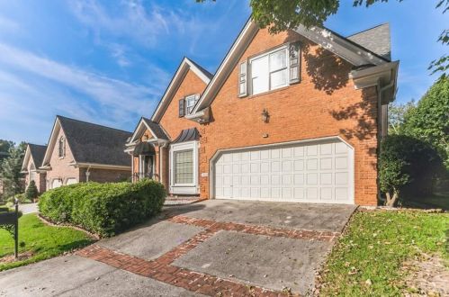 3481 Greystone Cir, Atlanta GA  30341-5854 exterior