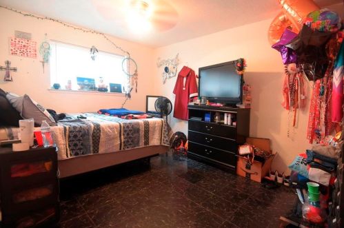 4415 Dovemeadow Dr, Austin TX  78744-4345 exterior