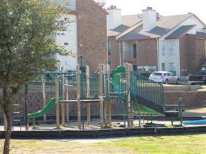 5982 Baymort Ct, Fort Worth, TX 76112-1467