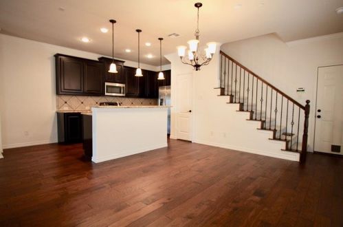 1428 Arapaho Dr, Carrollton TX 75010-3304 exterior