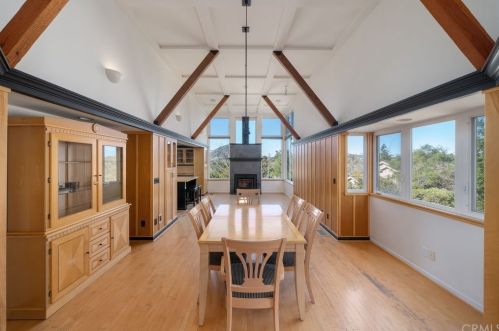 1477 Andrews St, San Luis Obispo, CA 93401-2606